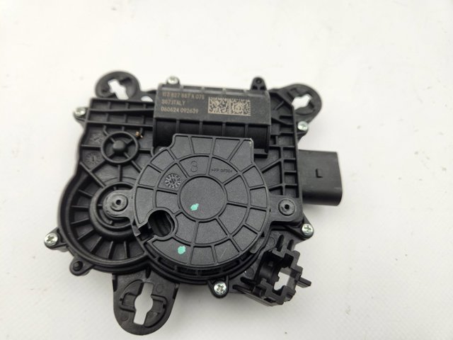 VAG 1T3827887A в наличии Запорожье
