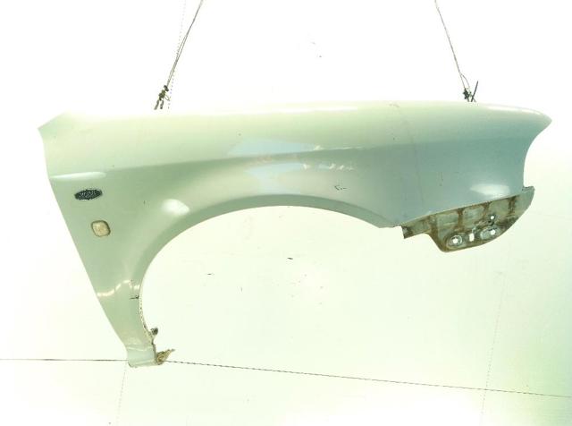 Pára-lama dianteiro direito 1U0821106B VAG