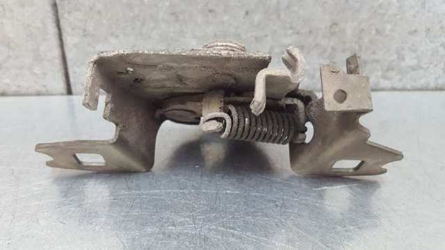 VAG 1U0823509G Замок капота в наличии Житомир