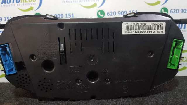 1U0920811J Приборная доска (щиток приборов) купить Павлоград