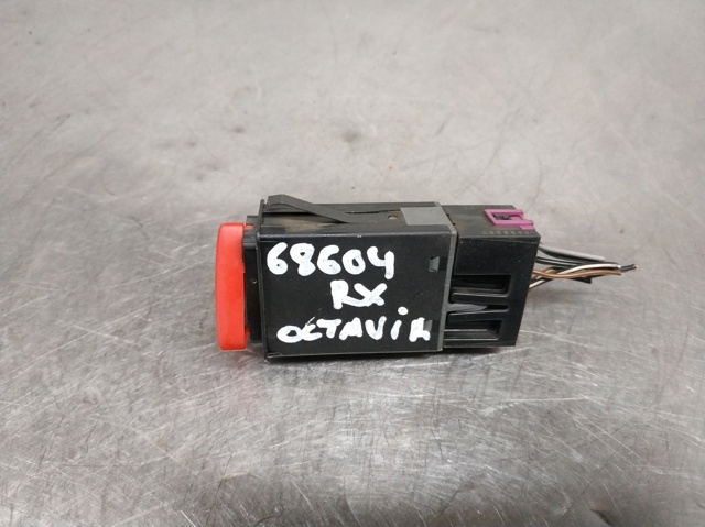 VAG 1U0953235B Кнопка аварийки в наличии Киев