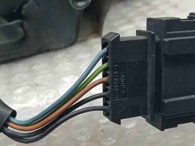 1U1857502M Правое зеркало купить Сумы