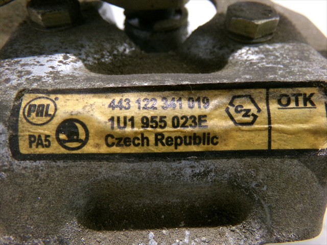 VAG 1U1955023E Трапеция стеклоочистителя в наличии Украина