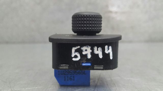 1U2959565L VAG Регулятор зеркал купить в Николаев