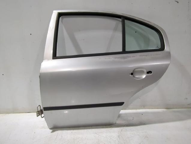 1U4833055 VAG Дверь задняя левая купить в Ужгород