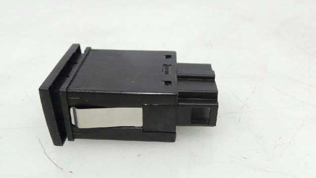 VAG 1U6959621C01C Кнопка включения обогрева заднего стекла в наличии Ирпень