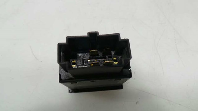 1U6959621C01C VAG Кнопка включения обогрева заднего стекла купить в Киев