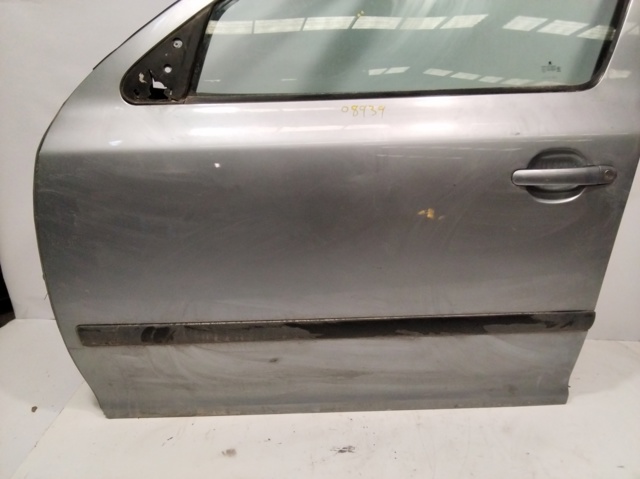 Porta dianteira esquerda Skoda Octavia 1Z3