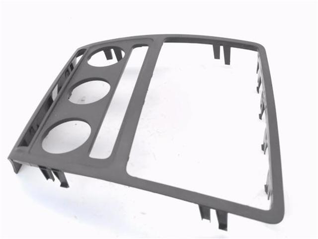 1Z0858069A VAG Молдинг (накладка) приборной панели "торпедо" центральный купить в Полтава
