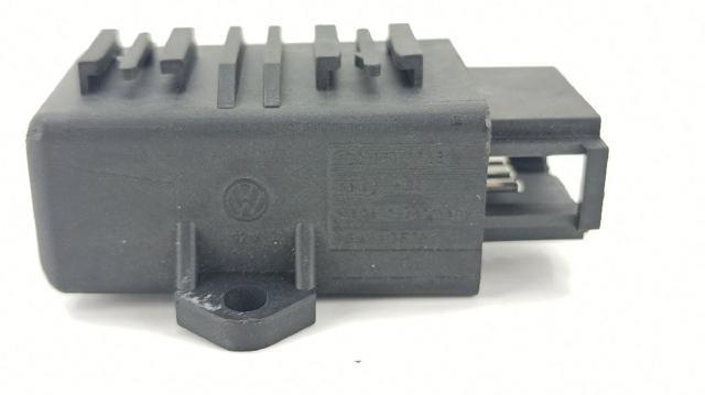 1Z0959772B VAG Реле подогрева сиденья купить в Черкассы