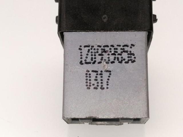 1Z09598563X1 Кнопка включения мотора стеклоподъемника задняя купить Тернополь