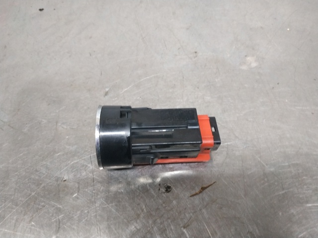 TOYOTA 2005DJ0924 Кнопка запуска двигателя в наличии Полтава