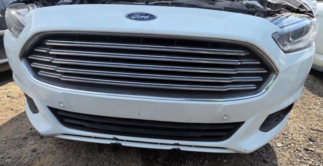 FORD 2011326 Передний бампер в наличии Запорожье