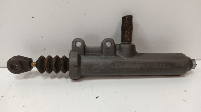 Cilindro mestre de embraiagem 2022900112 MERCEDES