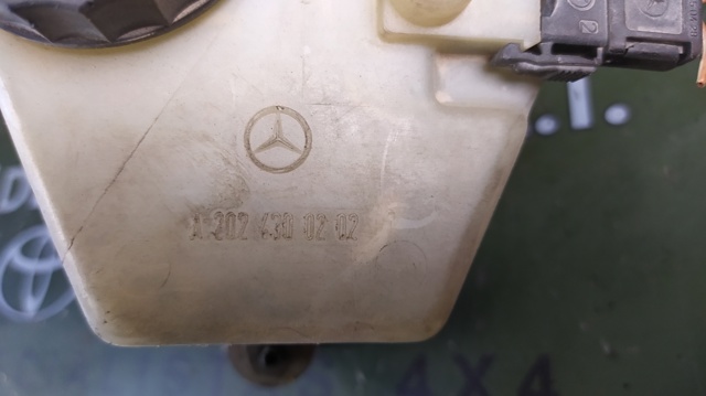 MERCEDES 2024300202 Бачок главного тормозного цилиндра (тормозной жидкости) в наличии Ужгород