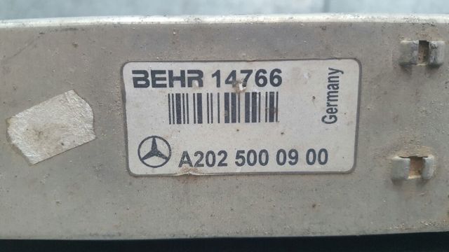 Radiador de intercooler 2025000900 MERCEDES