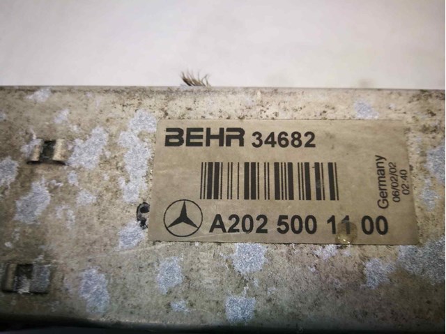 Intercooler para Mercedes-Benz C-Class C 220 CDI (202.133) 611960 2025001100