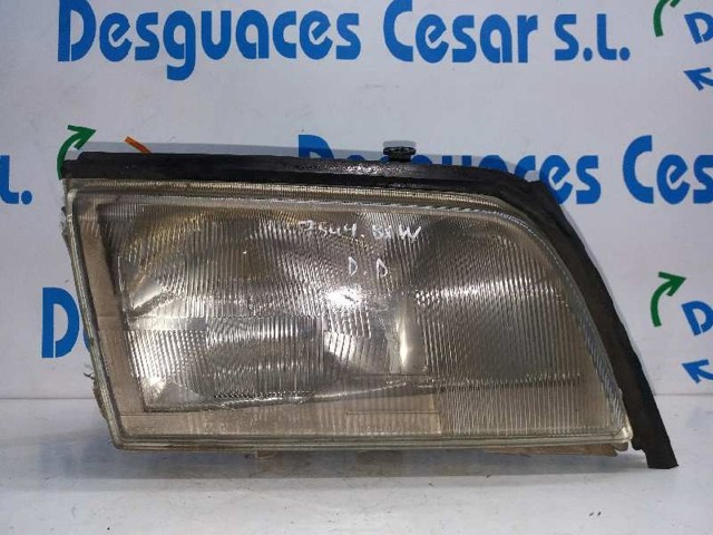MERCEDES 2028200261 Правая фара в наличии Черкассы