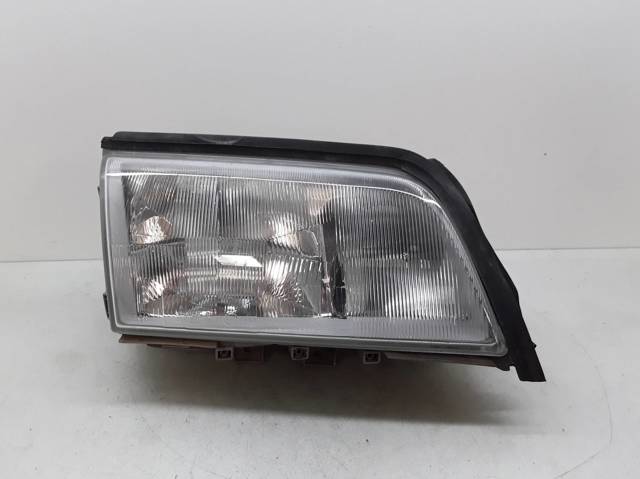 MERCEDES 2028200261 Правая фара в наличии Кривой Рог
