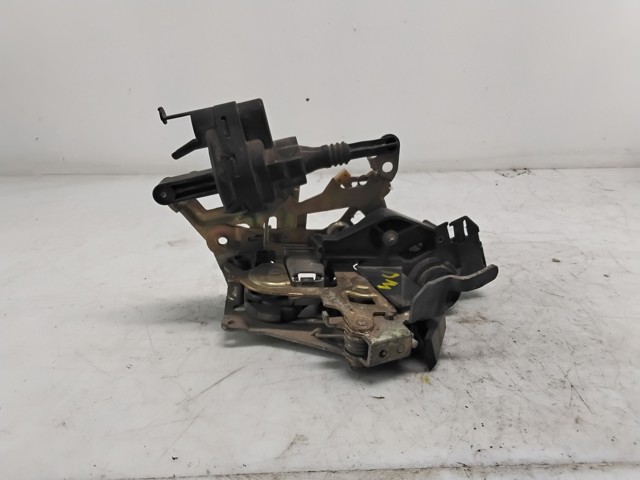 MERCEDES 2028200309 в наличии Николаев