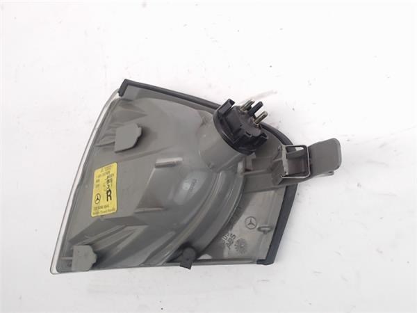MERCEDES 2028260843 Поворотник правый в наличии Винница