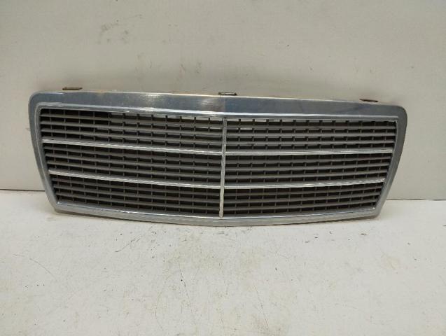 Grelha do radiador Mercedes C W202