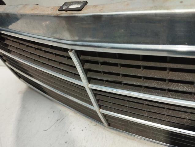 Grelha do radiador Mercedes C W202