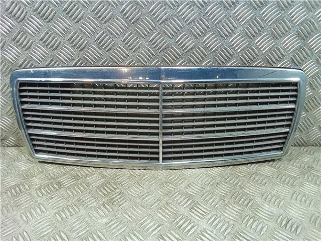 Grelha do radiador Mercedes C W202