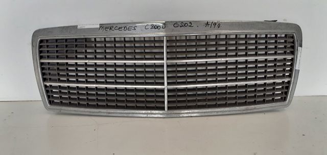 Grelha do radiador Mercedes C W202