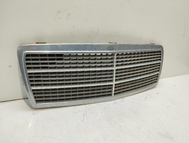Grelha do radiador Mercedes C W202