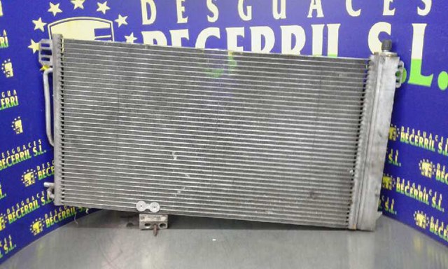Condensador de ar condicionado / radiador para Mercedes-Benz C-Class Coupé C 180 (203.735) 111951 2035000954