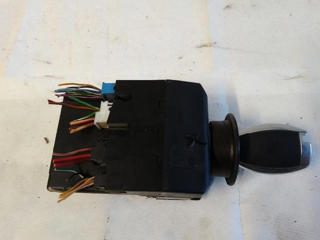 Fecho de ignição Mercedes C W203