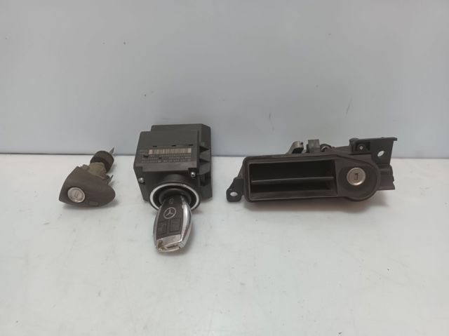 Fecho de ignição Mercedes C W203