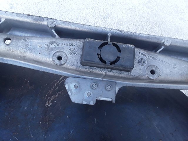 MERCEDES 2036280657 Подрамник передний в наличии Черкассы