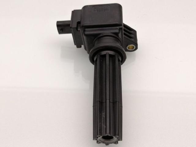 FORD 2036331 Катушка зажигания в наличии Черкассы