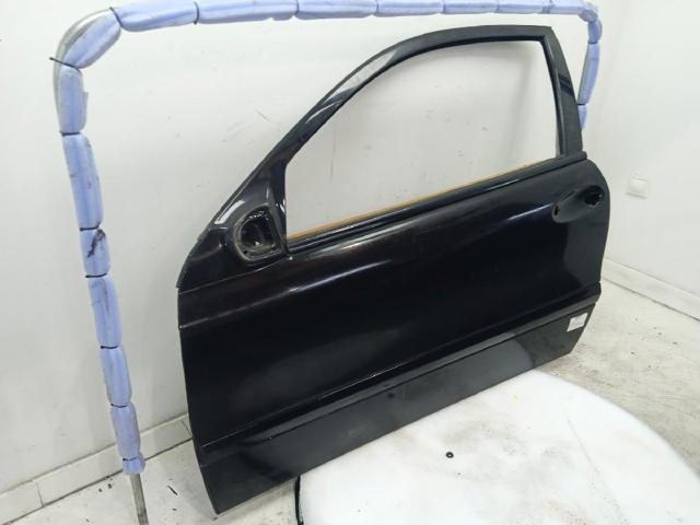Porta dianteira esquerda Mercedes C CL203