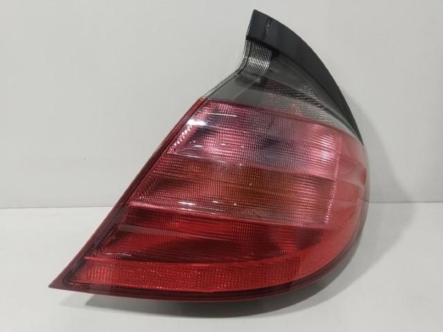 2038200664 MERCEDES Фонарь задний правый купить в Чернигов