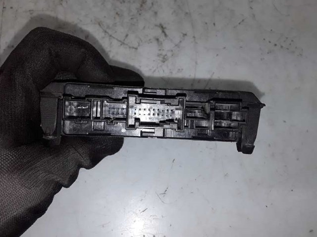MERCEDES 2038200726 Блок комфорта задней двери в наличии Черкассы