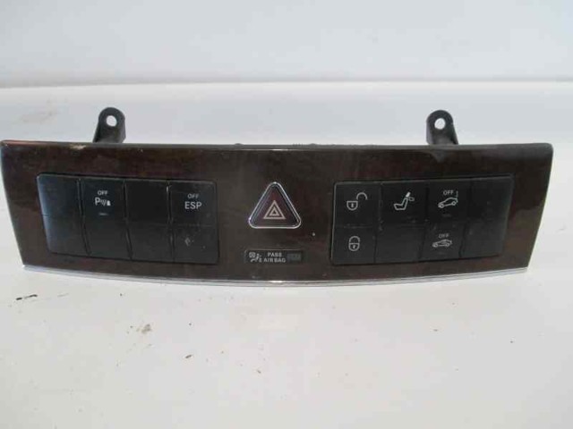 MERCEDES 2038701810 Кнопка включения аварийного сигнала в наличии Тернополь