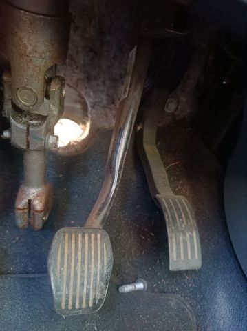 FORD 2041754 Главный цилиндр сцепления в наличии Полтава