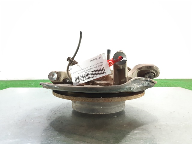 MERCEDES 2043500441 Цапфа задняя правая в наличии Винница