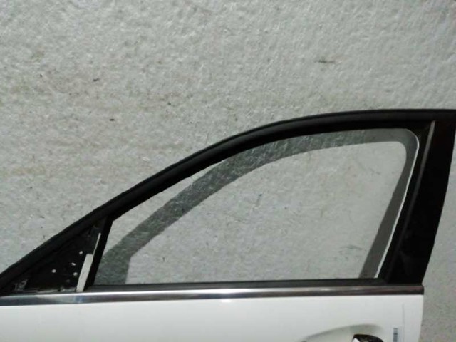 Porta dianteira esquerda Mercedes C W204