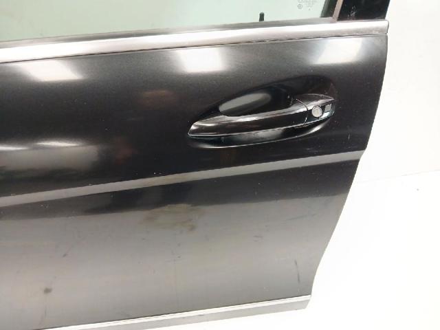 Porta dianteira esquerda Mercedes C W204
