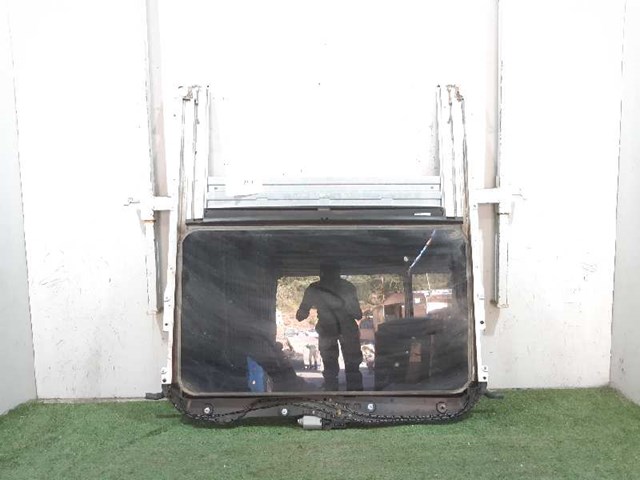 MERCEDES 2047800429 в наличии Винница