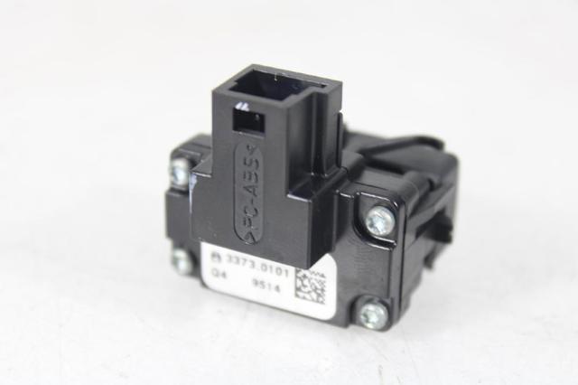 2048702851 MERCEDES купить в Кривой Рог