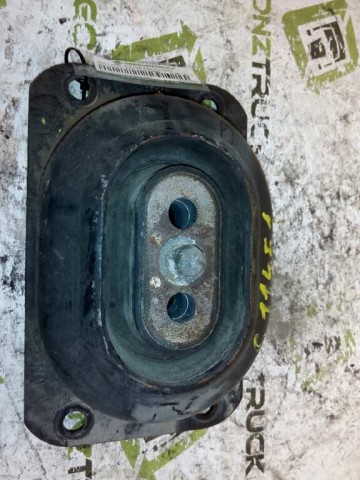 VOLVO 20503552 Передняя опора двигателя в наличии Полтава