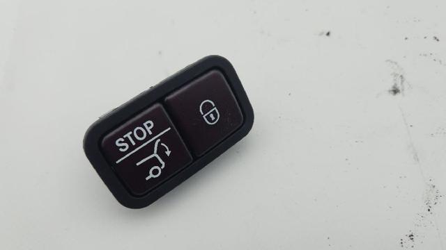 MERCEDES 2068200901 в наличии Винница