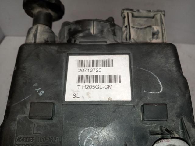 VOLVO 20713720 Фара левая в наличии Николаев