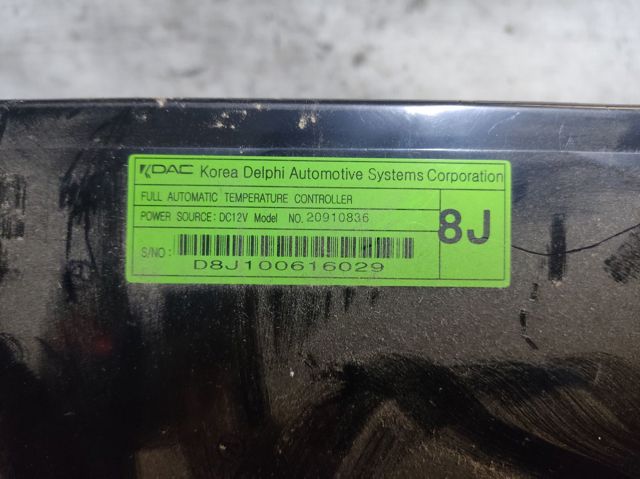 Unidade de controlo dos modos de aquecimento/condicionamento Chevrolet Captiva 1 C100