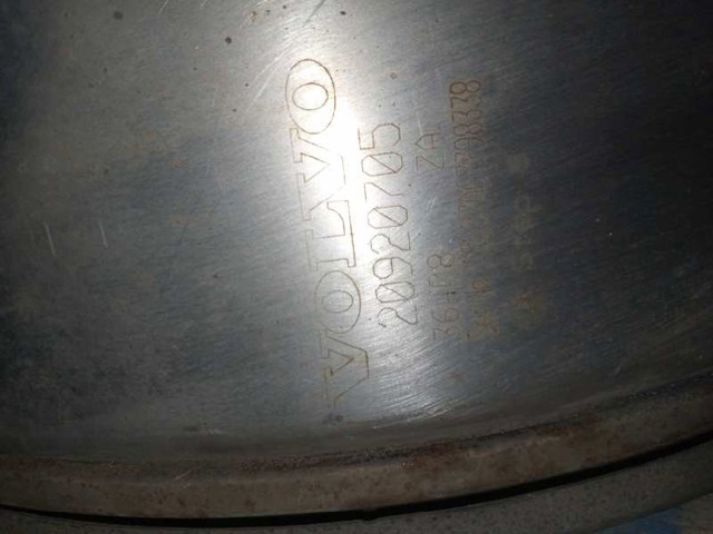 20920705 VOLVO Глушитель, центральная и задняя часть купить в Хмельницкий